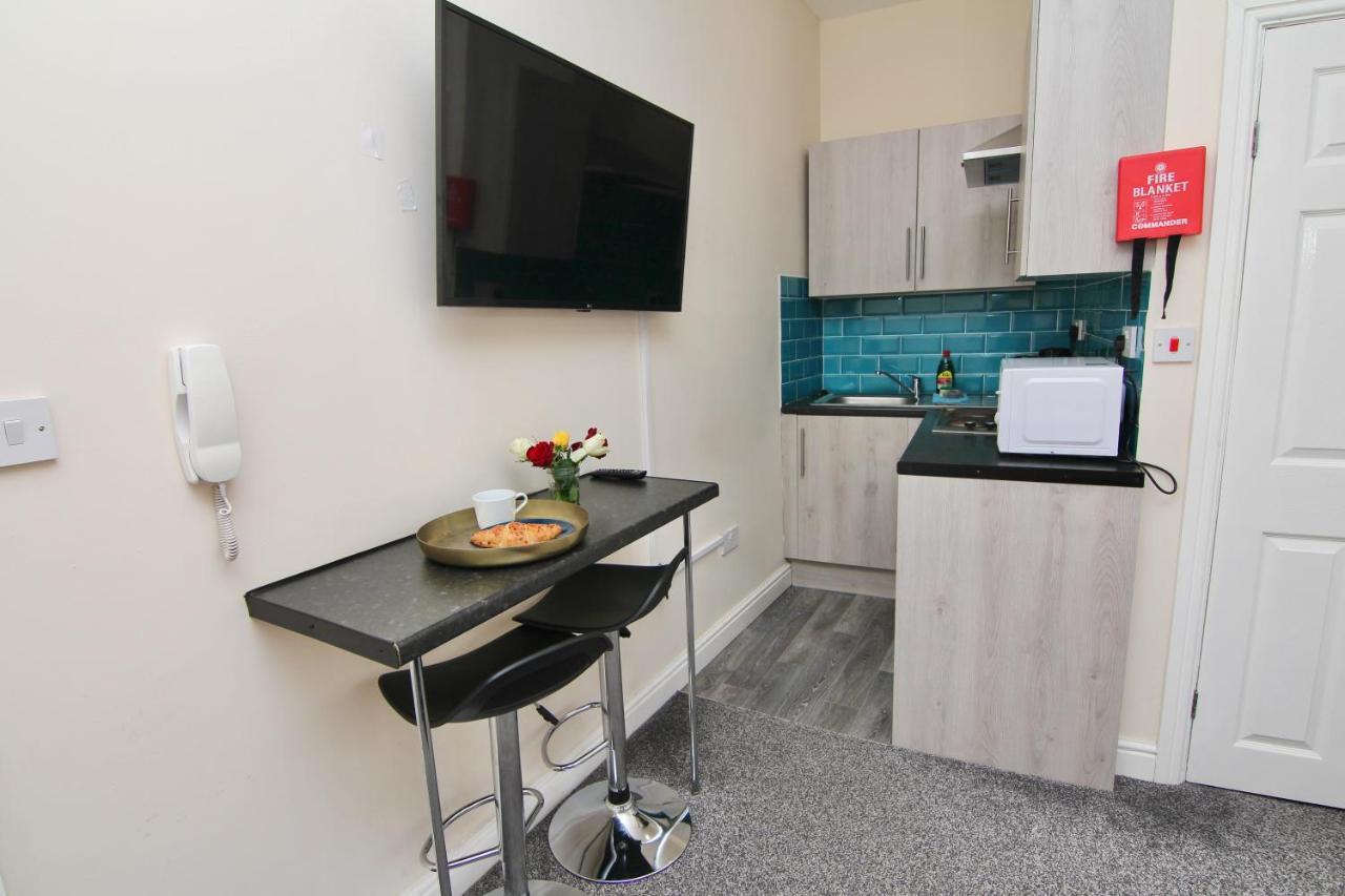 Lovely Twin Bed Studio Near Coventry Shopping Centre Bagian luar foto